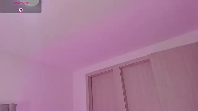 MaddyyLennon online show from 06-13-26, 04:32