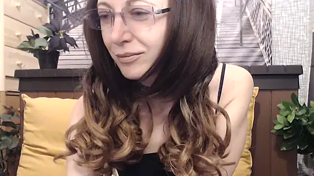 lilianleight online show from 04-13-26, 10:30