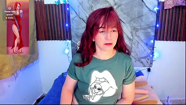 Hannaa32 online show from 12-20-25, 08:39