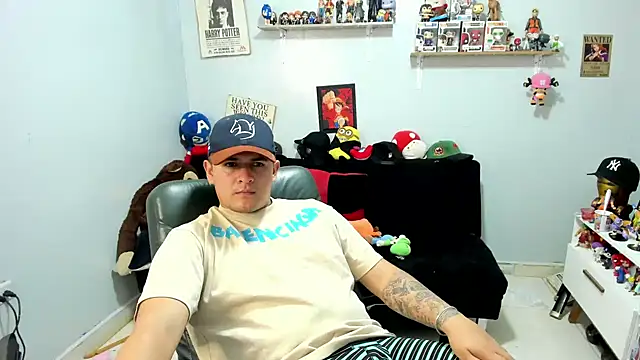 Snapshot of ney_22 chatting on 07-02-26, 03:23 ney 22 online show from 07-02-26, 03:23
