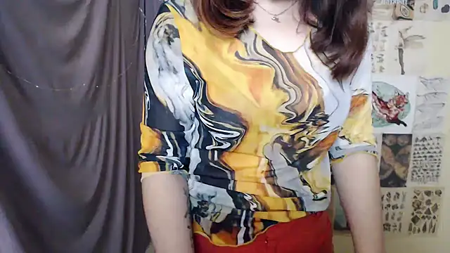 VeryVeryVeryShy  online show from 09-20-25, 05:23