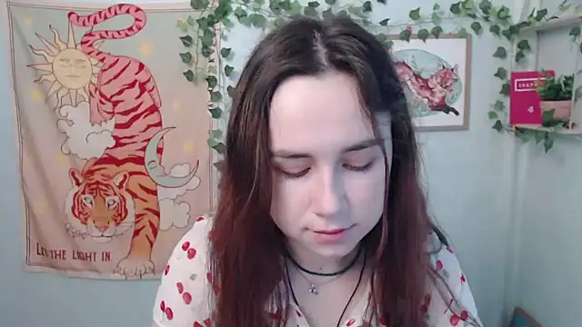 VeryVeryVeryShy  online show from 06-05-26, 05:56