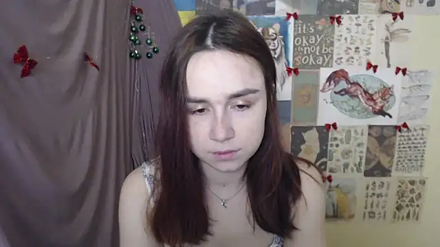 VeryVeryVeryShy  online show from 12-23-25, 09:30