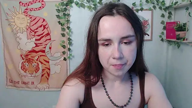 VeryVeryVeryShy  online show from 07-11-26, 05:41