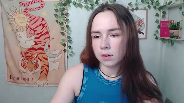 VeryVeryVeryShy  online show from 07-04-26, 05:36