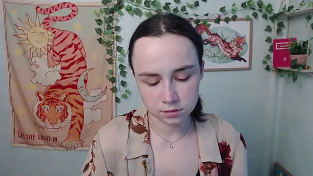 VeryVeryVeryShy  online show from 06-19-26, 05:35