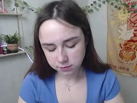 VeryVeryVeryShy  online show from 04-28-26, 05:34