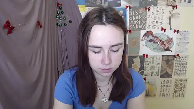 VeryVeryVeryShy  online show from 12-15-25, 06:52