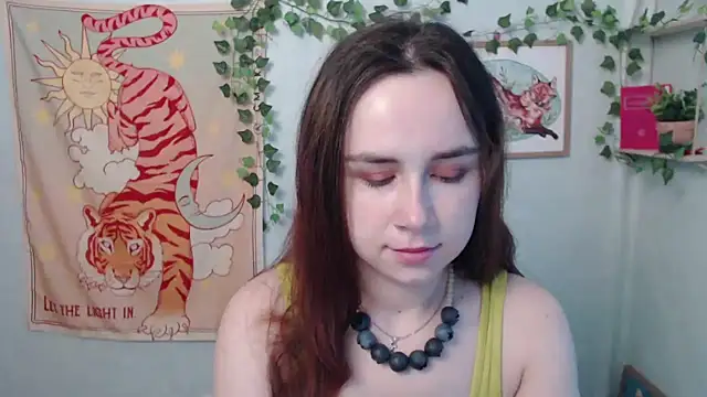 VeryVeryVeryShy  online show from 06-30-26, 05:51