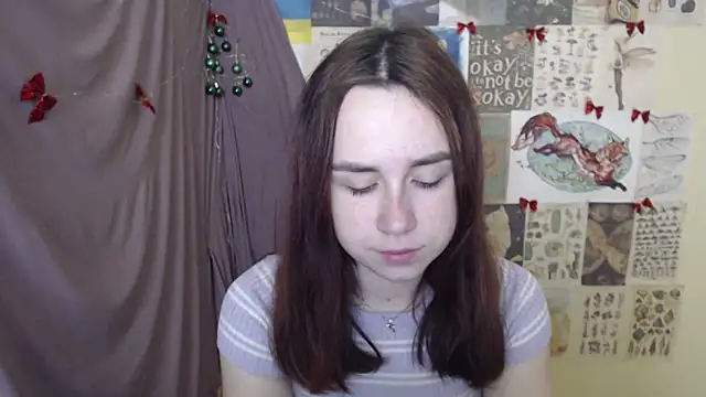 VeryVeryVeryShy  online show from 12-17-25, 09:14