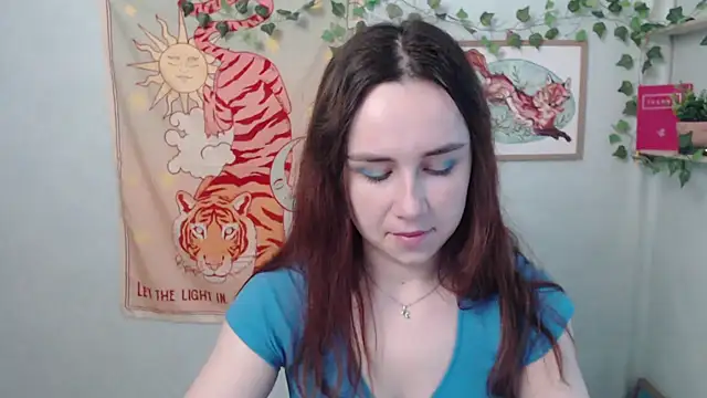 VeryVeryVeryShy  online show from 05-18-26, 05:45