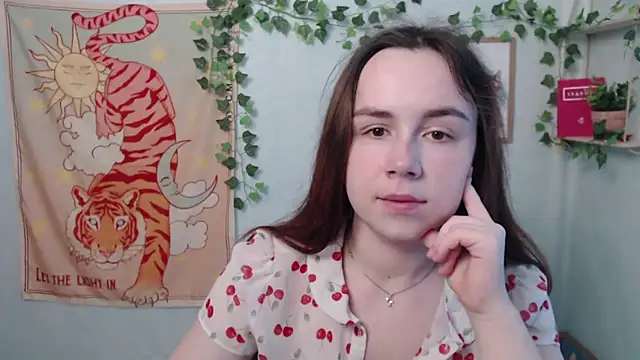 VeryVeryVeryShy  online show from 06-16-26, 05:40