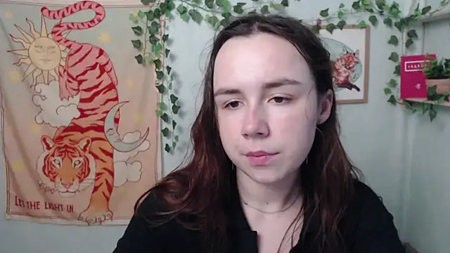 VeryVeryVeryShy  online show from 06-15-26, 05:40