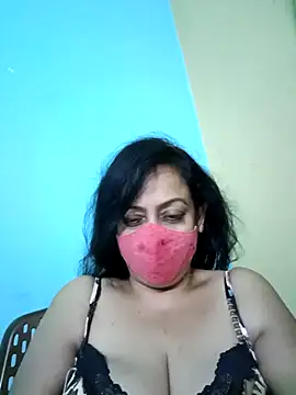 Snapshot of love_suman chatting on 10-18-25, 05:04 love suman online show from 10-18-25, 05:04