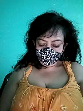 Snapshot of love_suman chatting on 09-12-25, 10:48 love suman online show from 09-12-25, 10:48