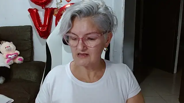 bety-cum2 online show from 02-17-26, 11:24