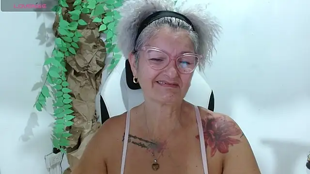 bety-cum2 online show from 04-22-26, 11:55