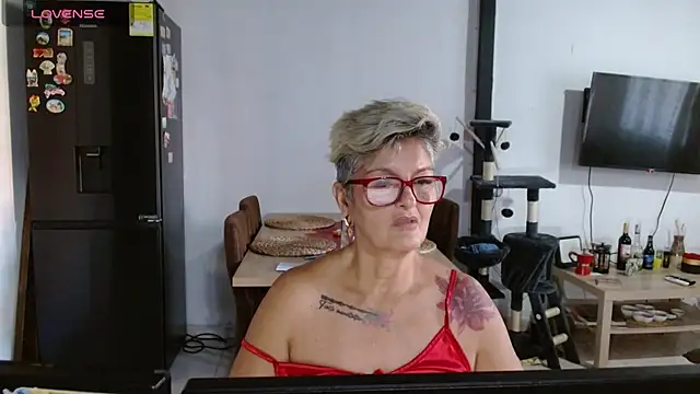 bety-cum2 online show from 06-16-26, 12:05