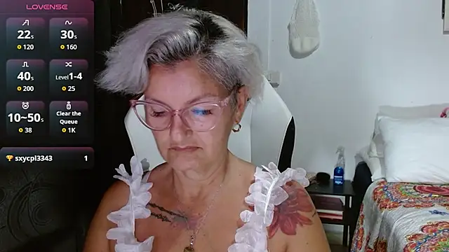 bety-cum2 online show from 04-13-26, 10:03