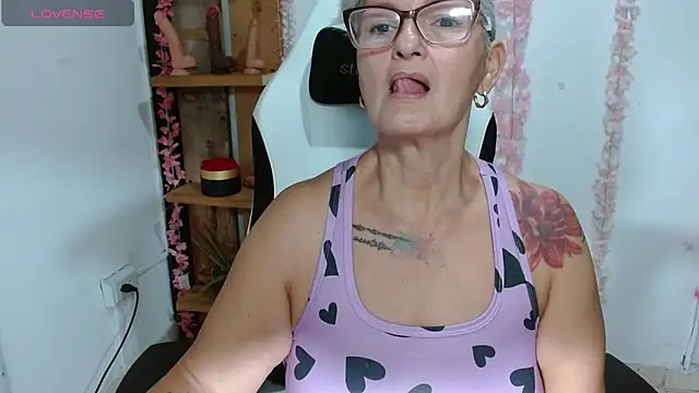 bety-cum2 online show from 07-15-26, 10:55
