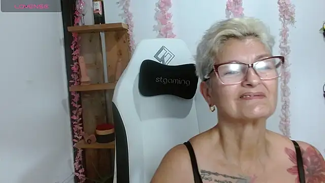 bety-cum2 online show from 07-23-26, 11:29