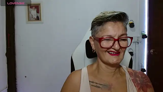 bety-cum2 online show from 06-17-26, 03:11