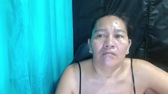 Snapshot of katia_mature chatting on 09-13-25, 11:10 katia mature online show from 09-13-25, 11:10