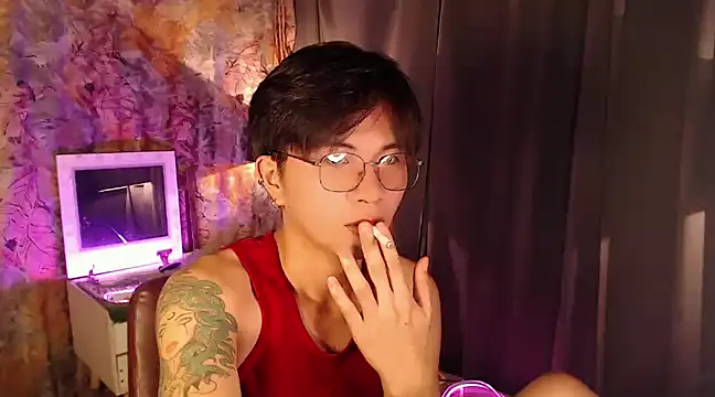 Snapshot of Sexy_Handsome_Drex chatting on 01-29-25, 08:51 Sexy Handsome Drex online show from 01-29-25, 08:51