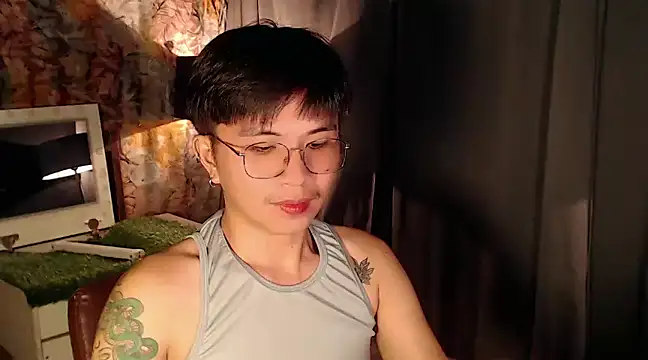 Snapshot of Sexy_Handsome_Drex chatting on 02-15-25, 10:55 Sexy Handsome Drex online show from 02-15-25, 10:55