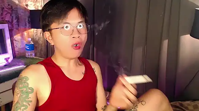 Snapshot of Sexy_Handsome_Drex chatting on 02-20-25, 08:39 Sexy Handsome Drex online show from 02-20-25, 08:39