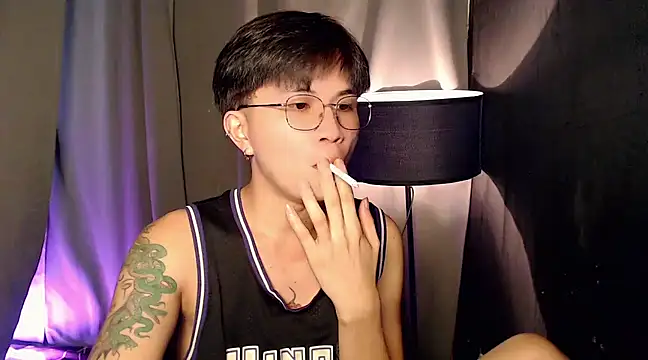 Snapshot of Sexy_Handsome_Drex chatting on 03-22-25, 09:13 Sexy Handsome Drex online show from 03-22-25, 09:13