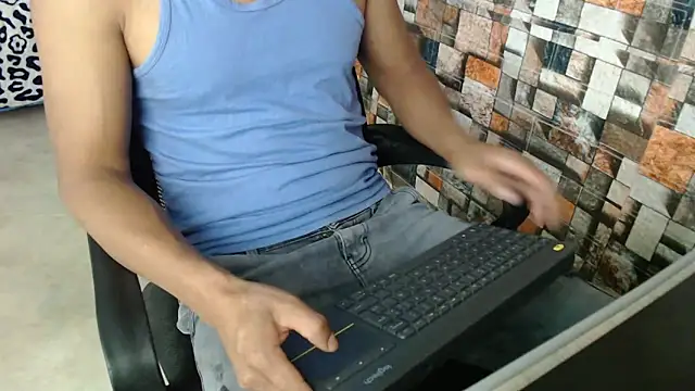 sexatlexx online show from 11-13-25, 09:08