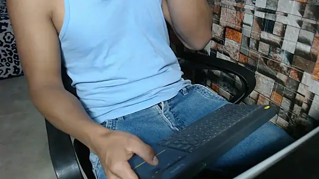 sexatlexx online show from 10-18-25, 01:40