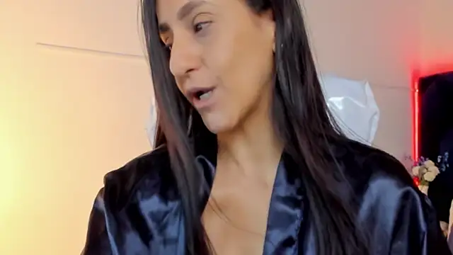 lauren fit online show from 03-31-26, 06:43