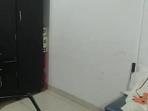 kylian 07 online show from 11-28-25, 02:12