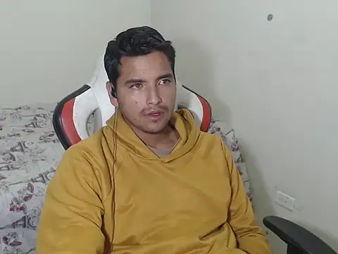 kylian 07 online show from 03-25-26, 02:23