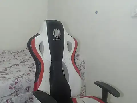 kylian 07 online show from 03-26-26, 03:38