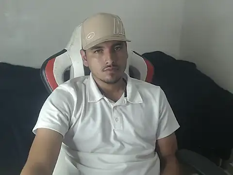 kylian 07 online show from 07-22-26, 02:35