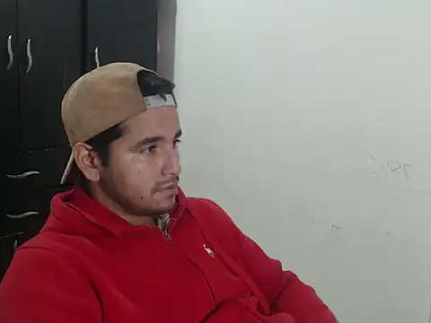 kylian 07 online show from 11-18-25, 01:21