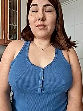 mady gigi online show from 02-24-25, 01:21