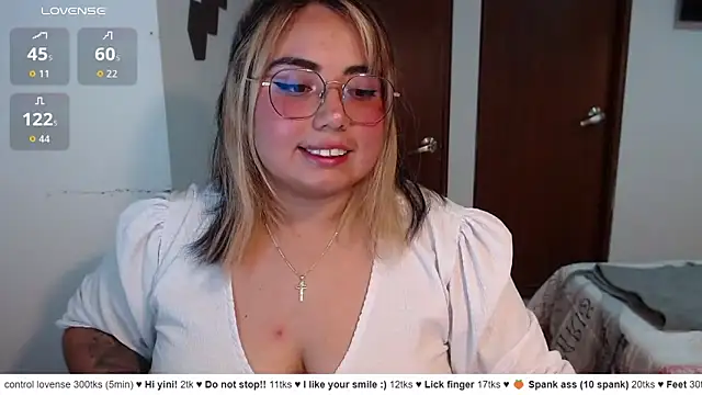 yini angel online show from 06-23-26, 03:15