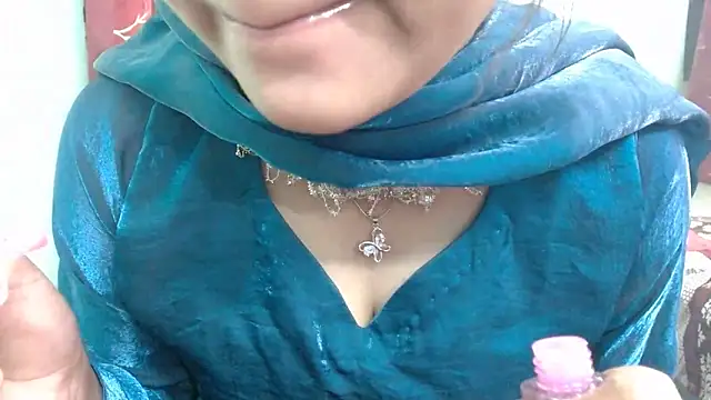 sweet-alia online show from 04-07-26, 10:28