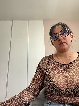 SWEETLILY18 online show from 03-05-25, 02:45