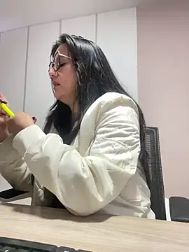 SWEETLILY18 online show from 03-13-25, 11:30