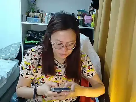 crizzybel online show from 04-10-26, 11:12