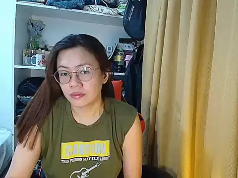 crizzybel online show from 04-23-26, 07:04