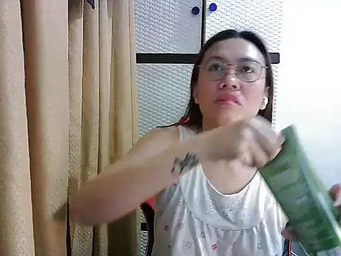 crizzybel online show from 10-17-25, 08:43