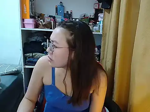 crizzybel online show from 12-17-25, 06:18