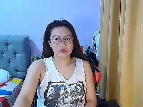 crizzybel online show from 05-25-26, 01:49