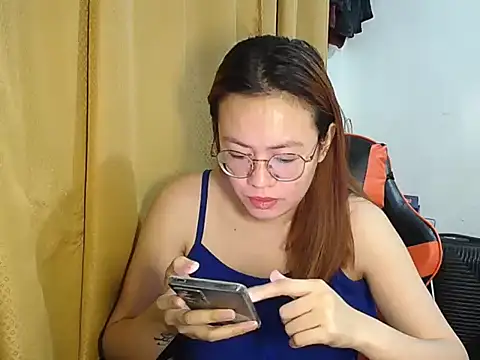 crizzybel online show from 12-04-25, 06:51